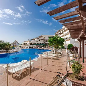 https://lovely-studio-la-pinta-beach-complex-los-geranios.adeje-hotels.com